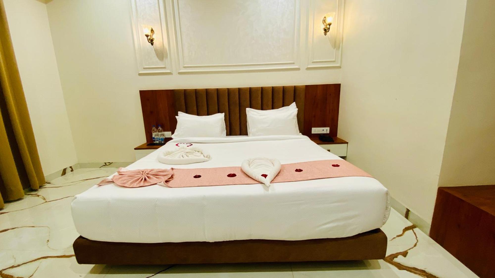 Anantara Club And Resort, 乌贾因 外观 照片
